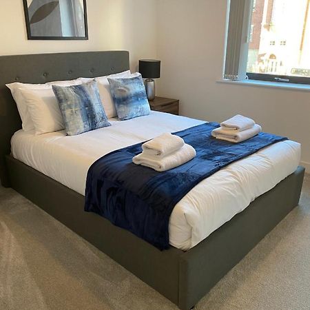 Icona - Brand New City Centre Apartment York Ngoại thất bức ảnh
